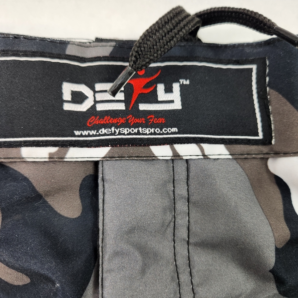 New- Defy MMA Small Mens Shorts